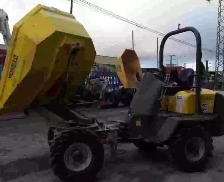 3. Dumper Wacker Neuson 3001