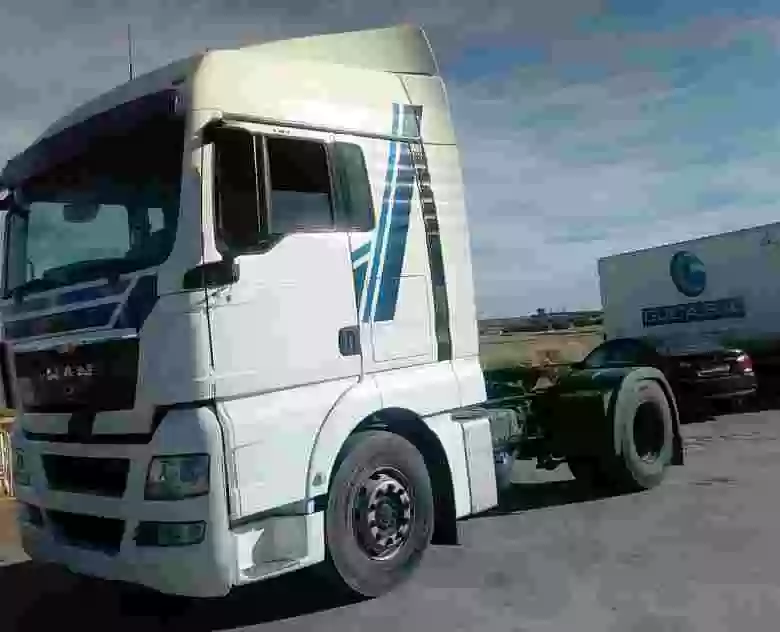 2. Cabeza tractora Man Tgx 18.480