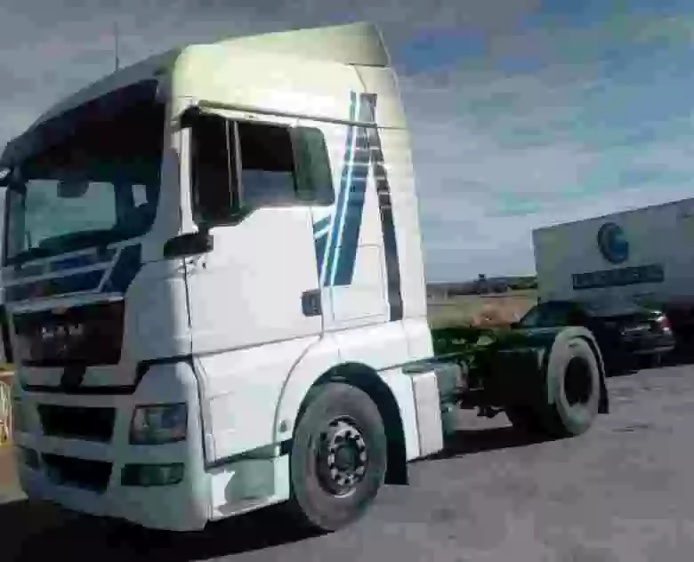 1. Cabeza tractora Man Tgx 18.480